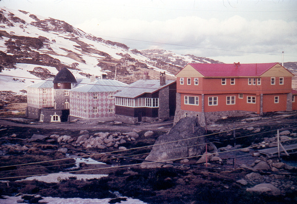 KAC Lodge  (on right) 1962, before the fire of 1963